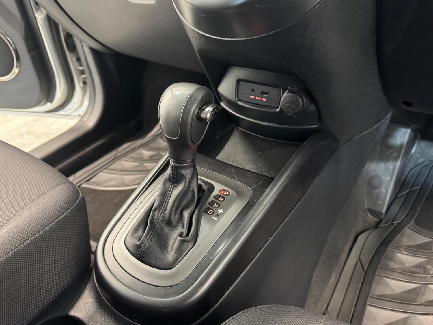 Used Kia Soul 2010 for sale - 77616345: Photo 38