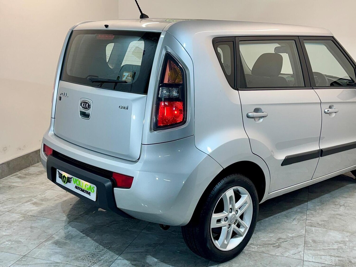 Used Kia Soul 2010 for sale - 77616345: Photo 65