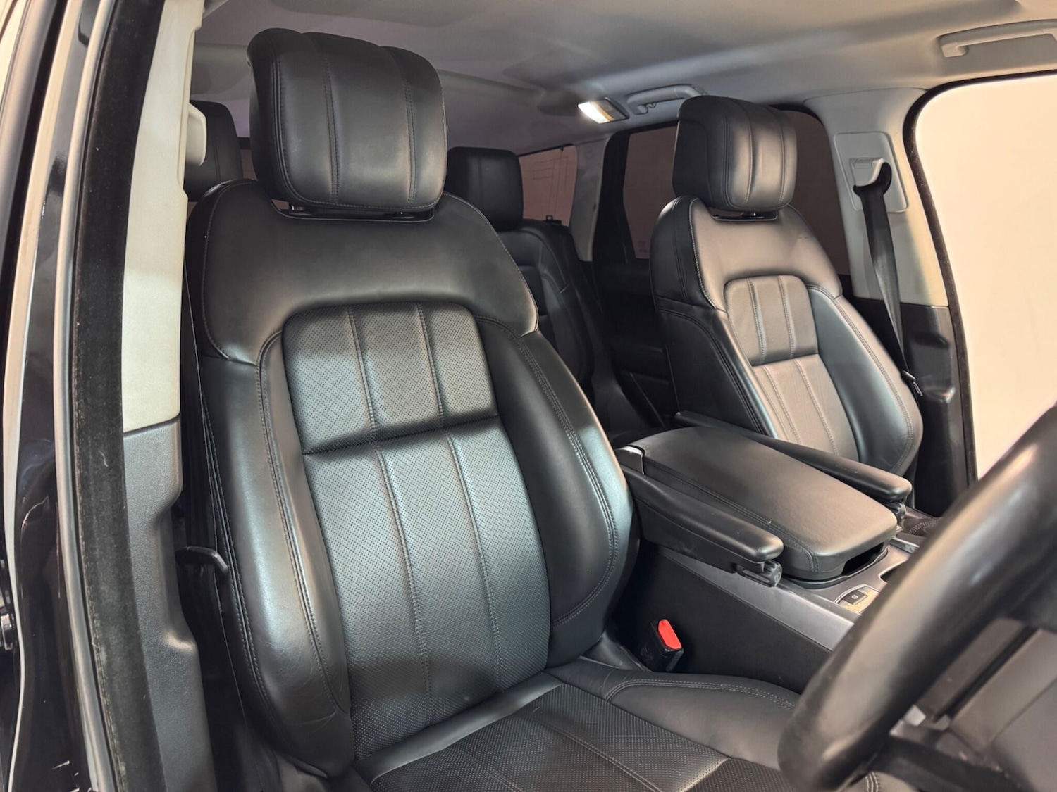 Used Land Rover Range Rover Sport 2019 for sale - 76620547: Photo 4