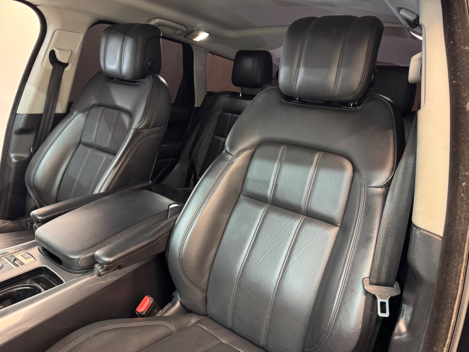 Used Land Rover Range Rover Sport 2019 for sale - 76620547: Photo 5