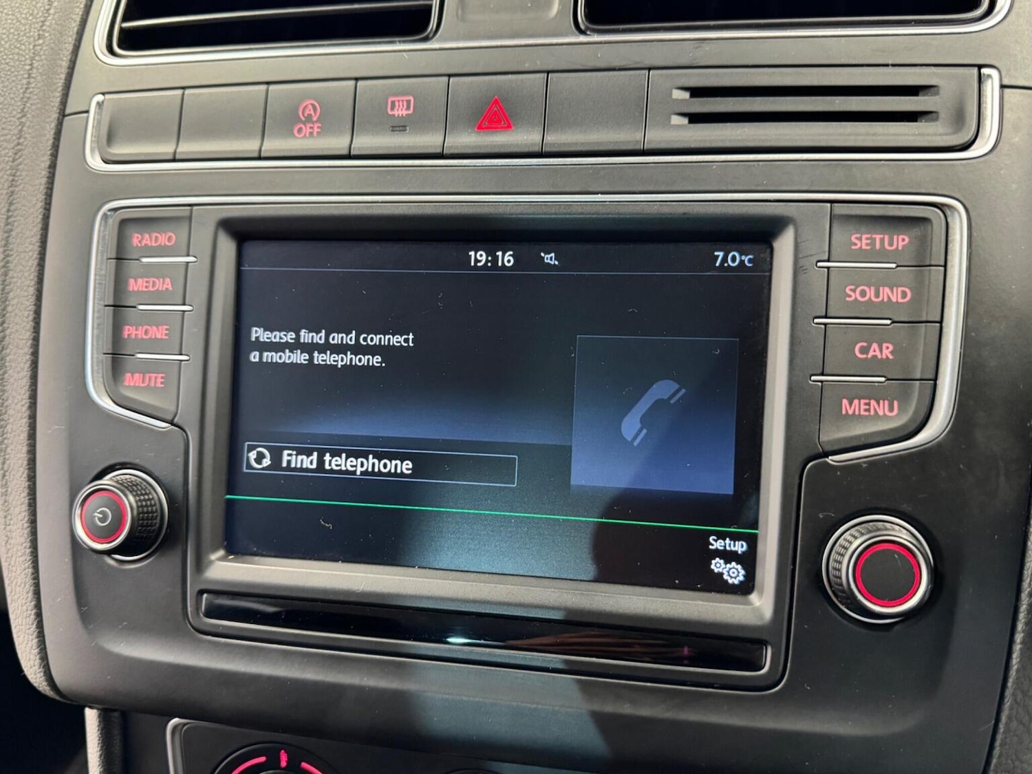 Used Volkswagen Polo 2015 for sale - 78162179: Photo 31