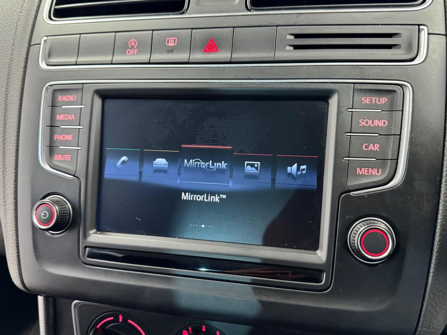 Used Volkswagen Polo 2015 for sale - 78162179: Photo 32