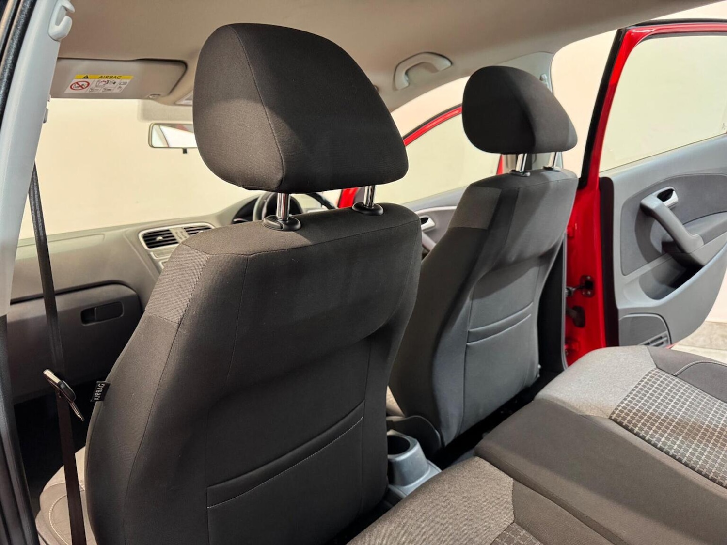 Used Volkswagen Polo 2015 for sale - 78162179: Photo 44