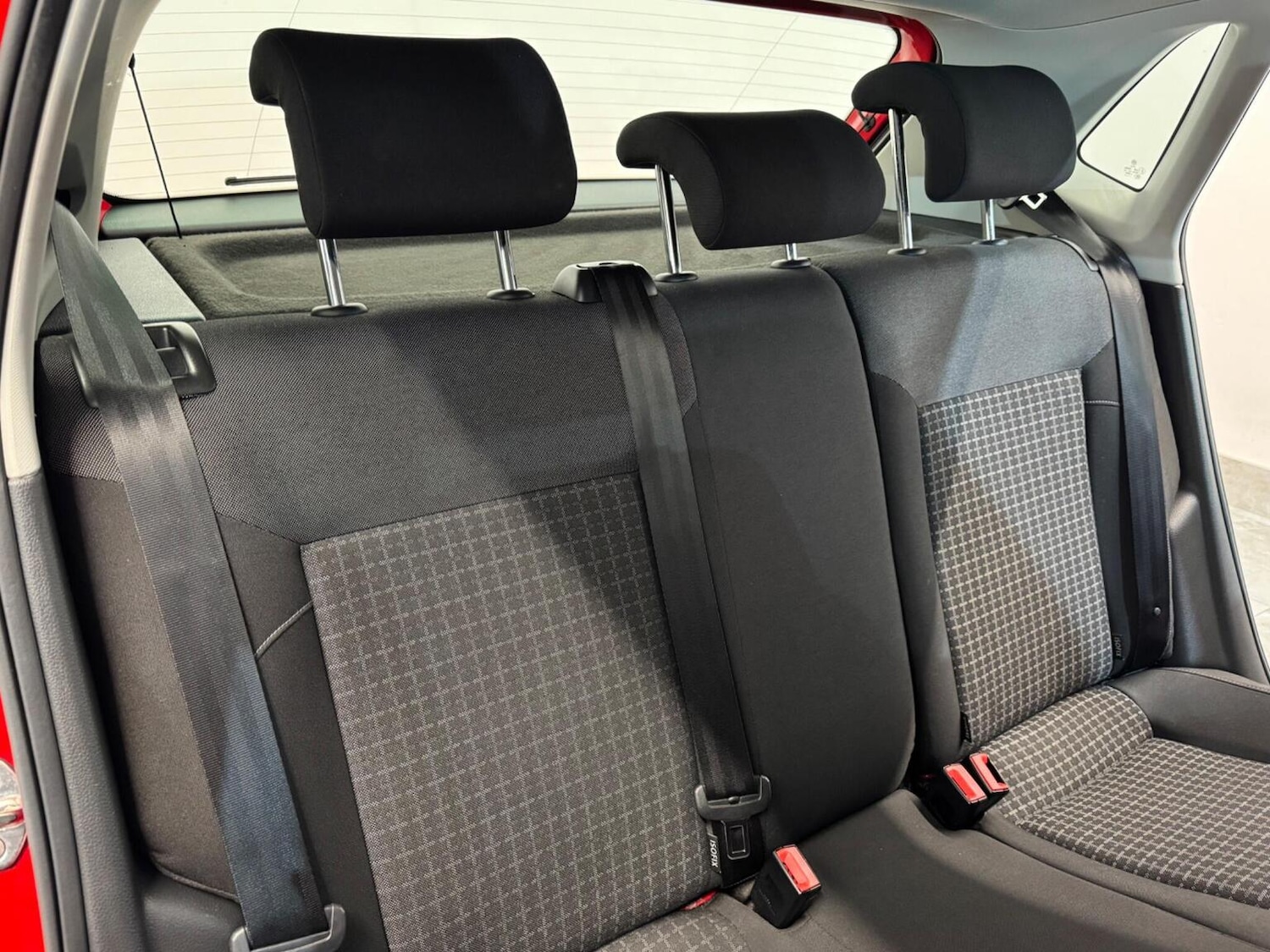 Used Volkswagen Polo 2015 for sale - 78162179: Photo 46