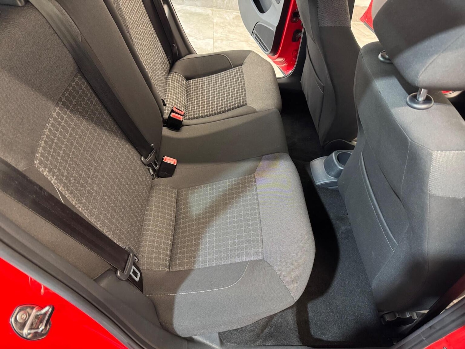 Used Volkswagen Polo 2015 for sale - 78162179: Photo 48