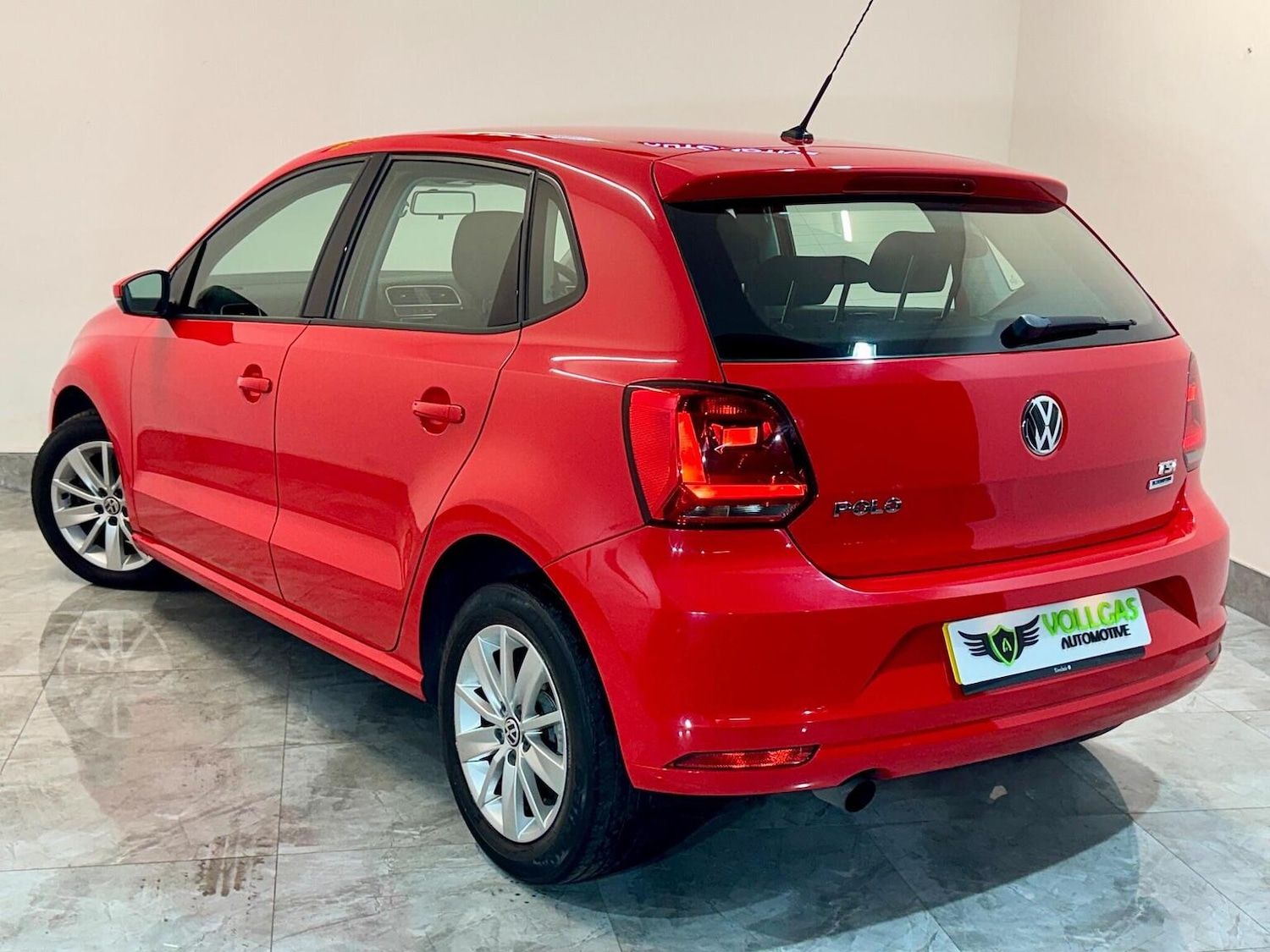Used Volkswagen Polo 2015 for sale - 78162179: Photo 6