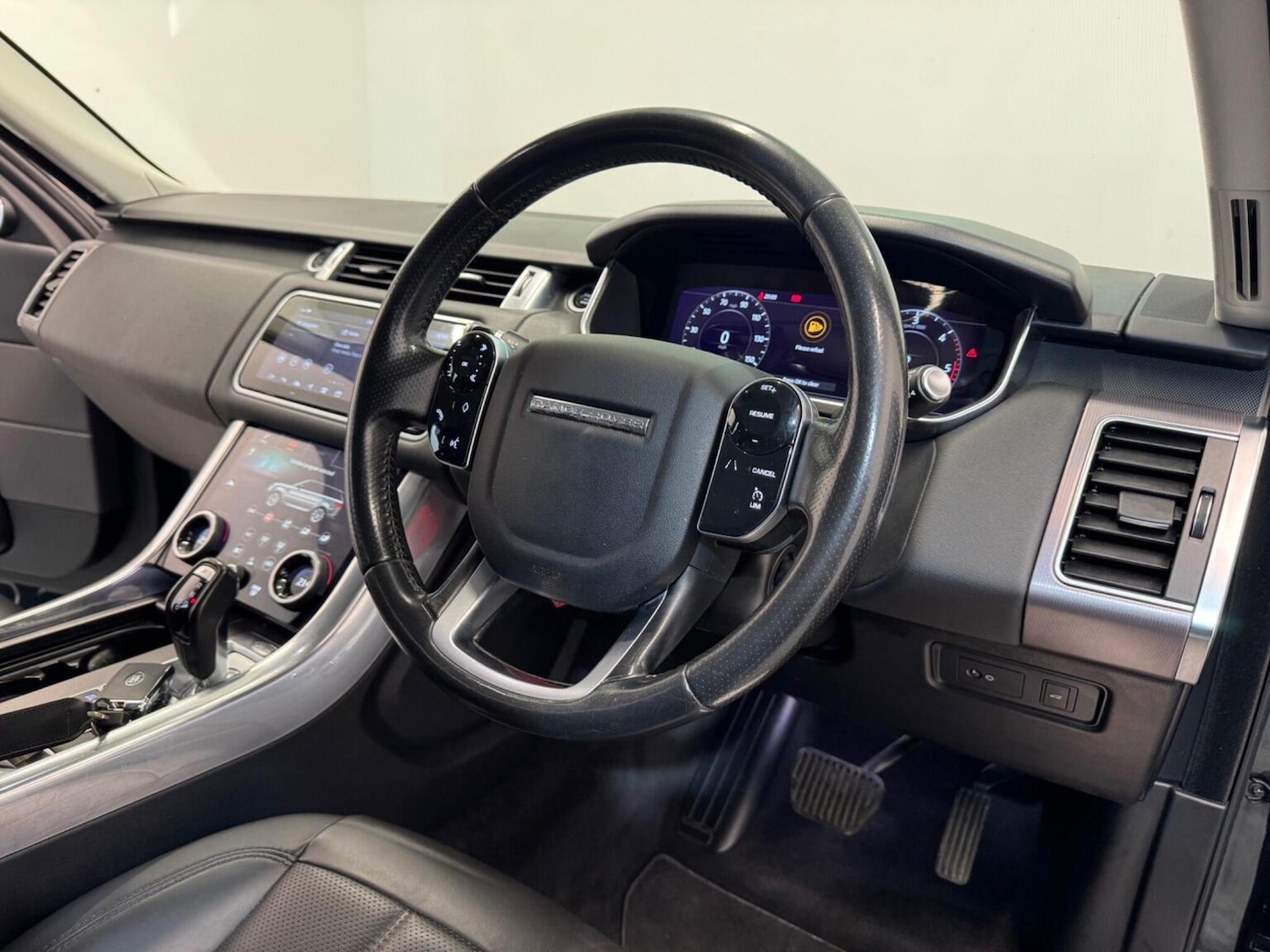 Used Land Rover Range Rover Sport 2019 for sale - 77398352: Photo 11