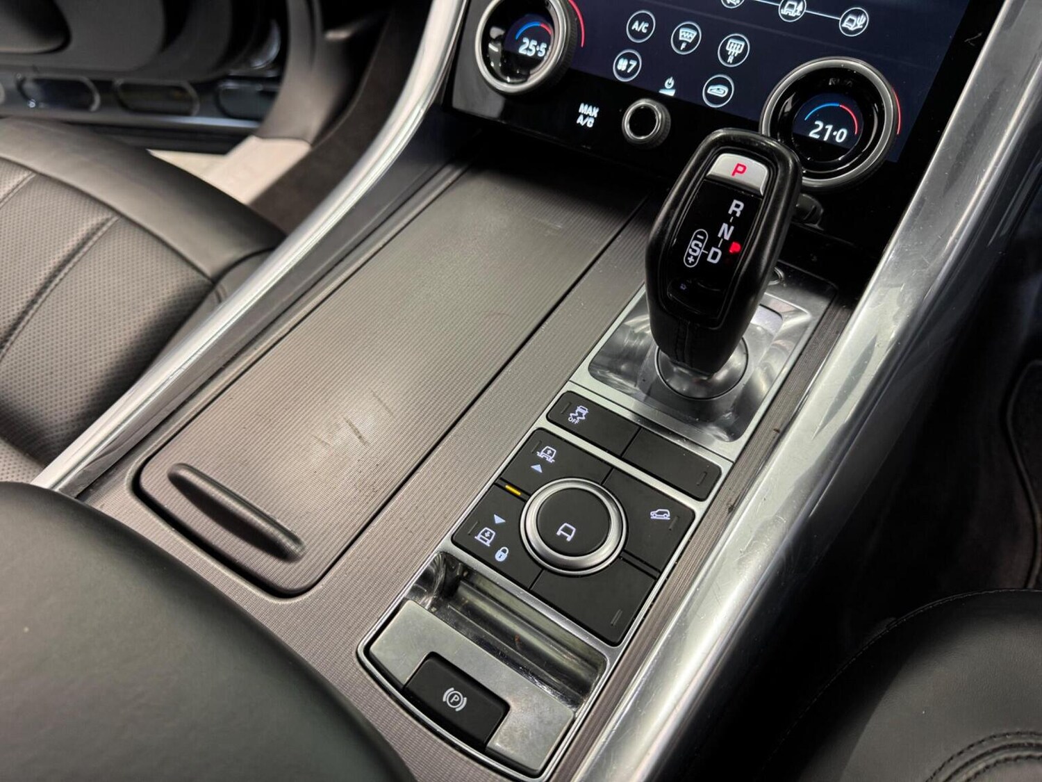 Used Land Rover Range Rover Sport 2019 for sale - 77398352: Photo 44