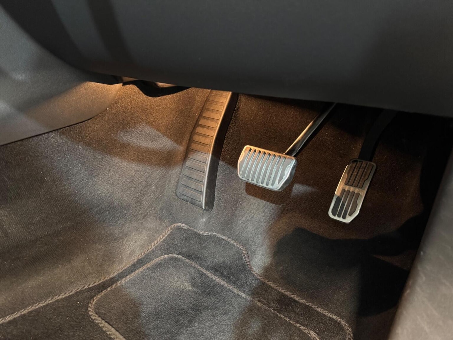 Used Jaguar F-Pace 2017 for sale - 77398391: Photo 25