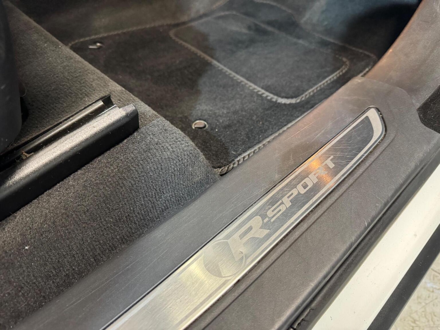 Used Jaguar F-Pace 2017 for sale - 77398391: Photo 49