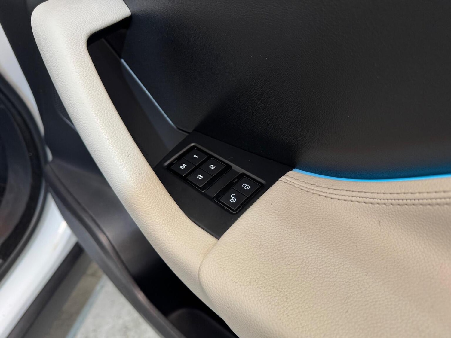 Used Jaguar F-Pace 2017 for sale - 77398391: Photo 51