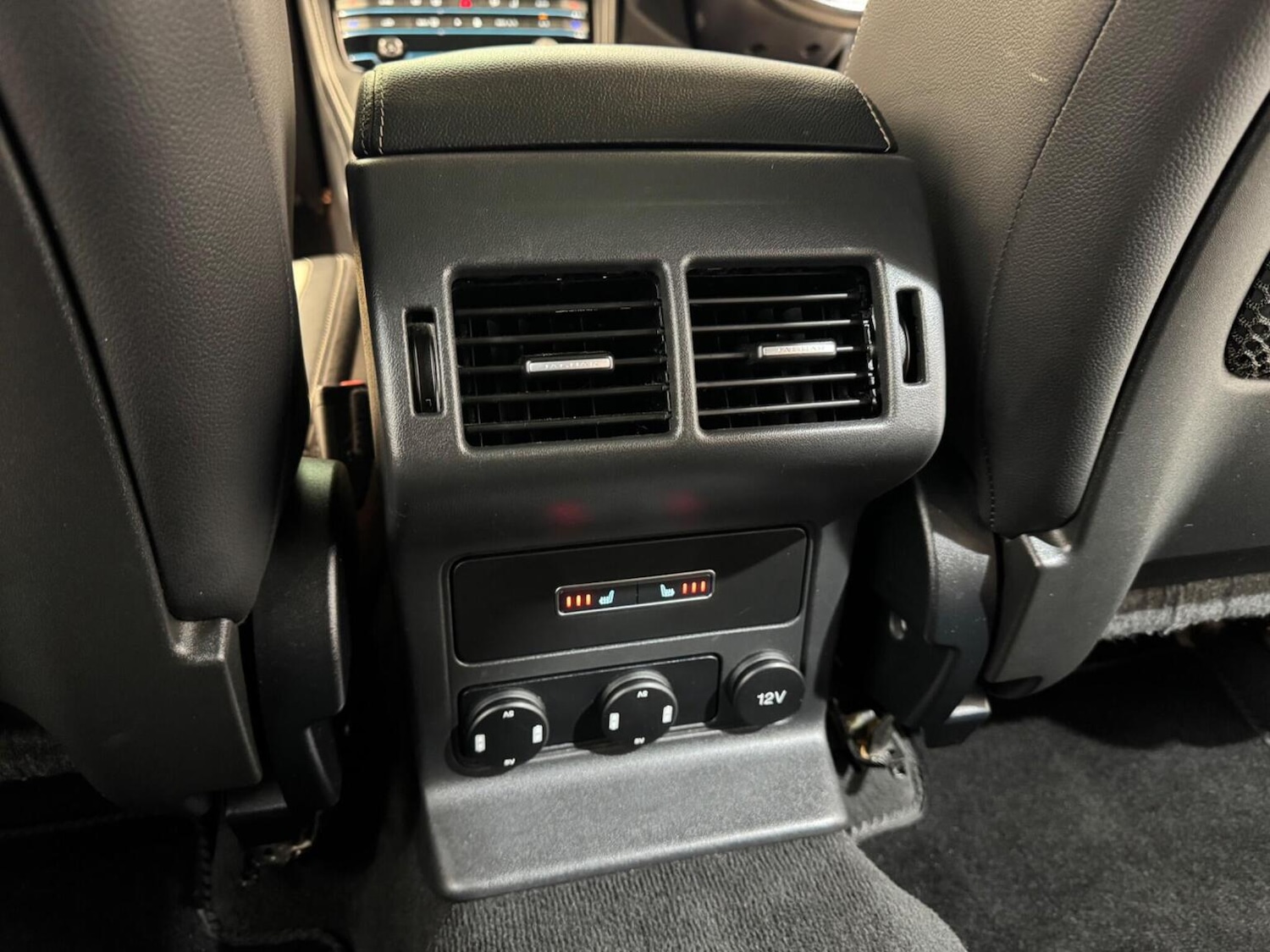 Used Jaguar F-Pace 2017 for sale - 77398391: Photo 57