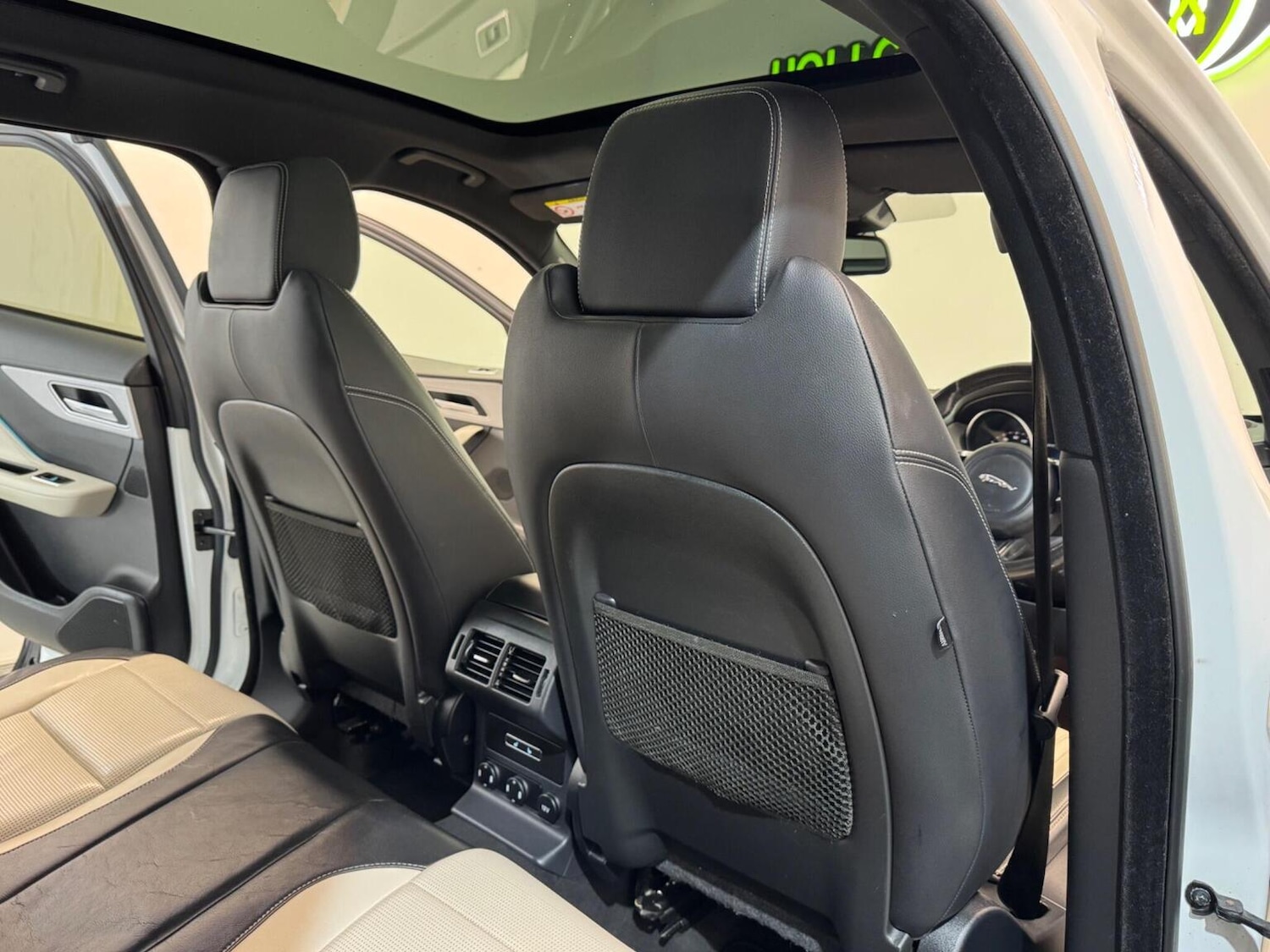 Used Jaguar F-Pace 2017 for sale - 77398391: Photo 58