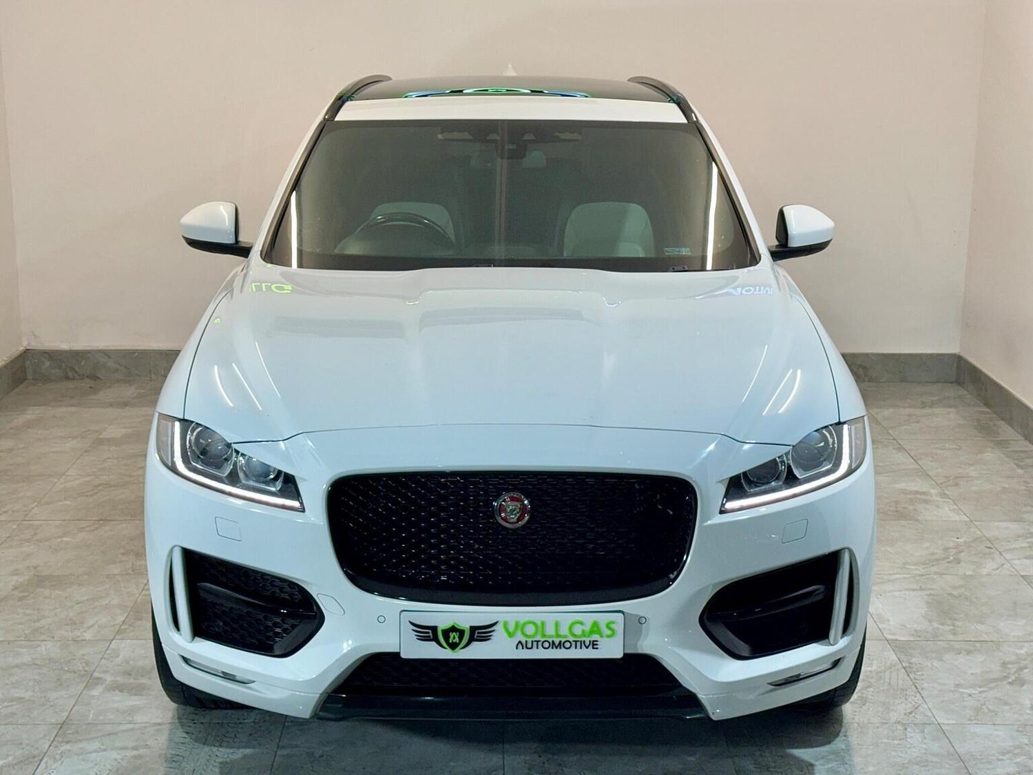 Used Jaguar F-Pace 2017 for sale - 77398391: Photo 72