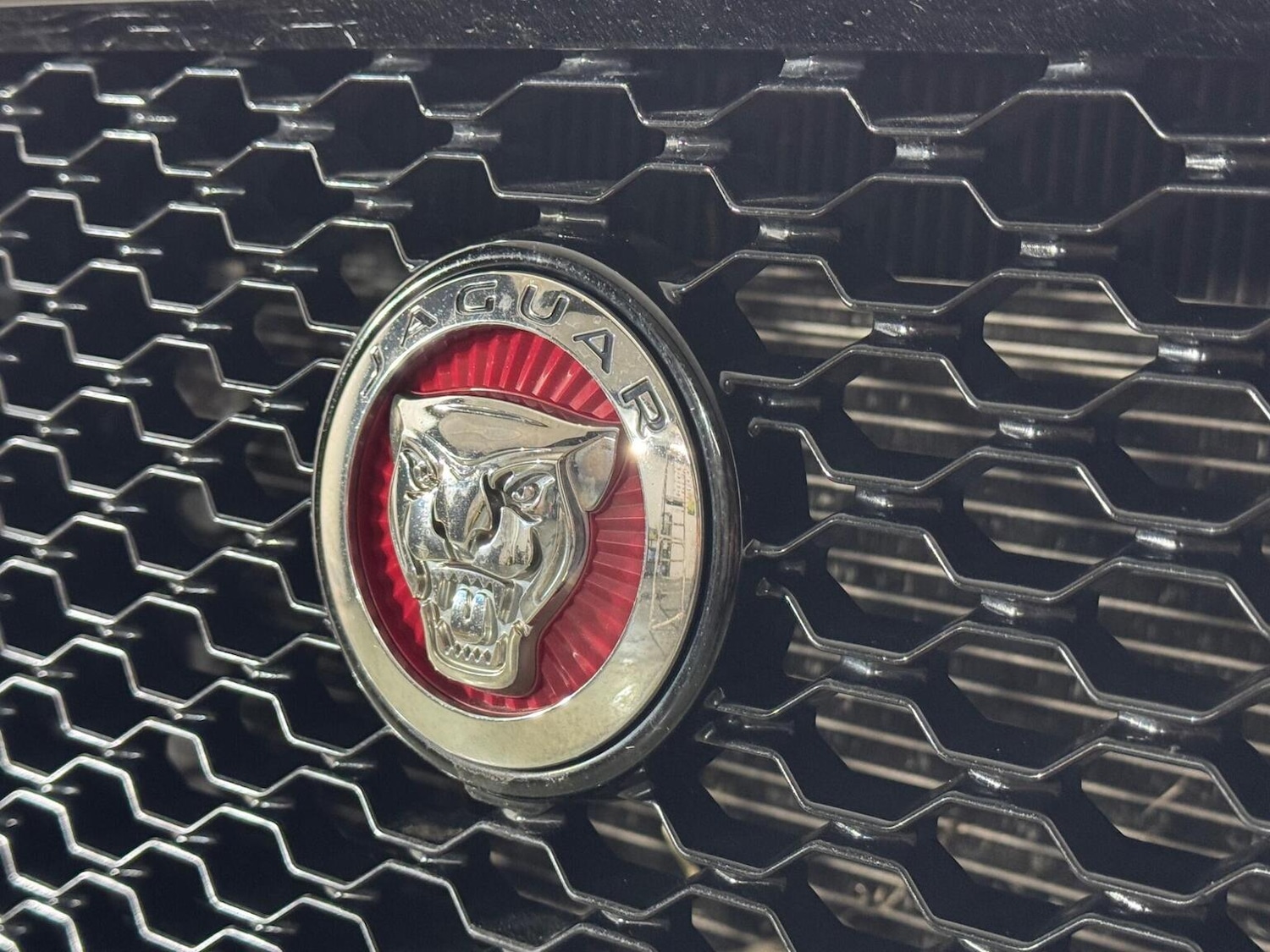 Used Jaguar F-Pace 2017 for sale - 77398391: Photo 91