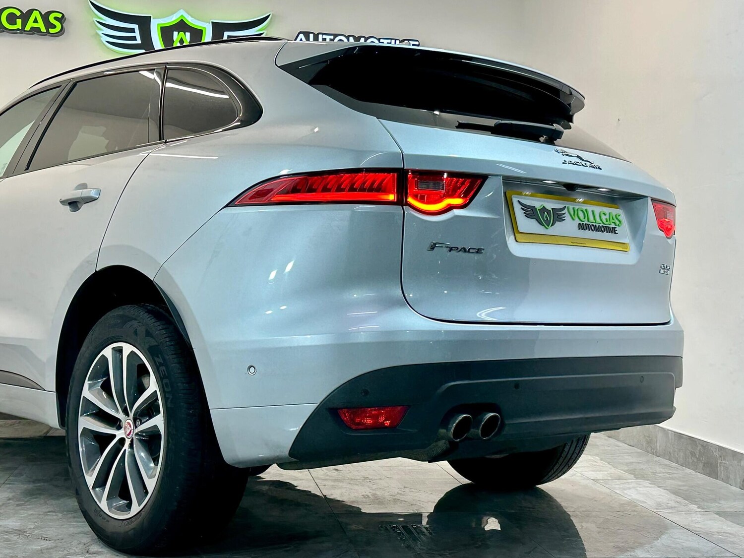 Used Jaguar F-Pace 2017 for sale - 76408463: Photo 59