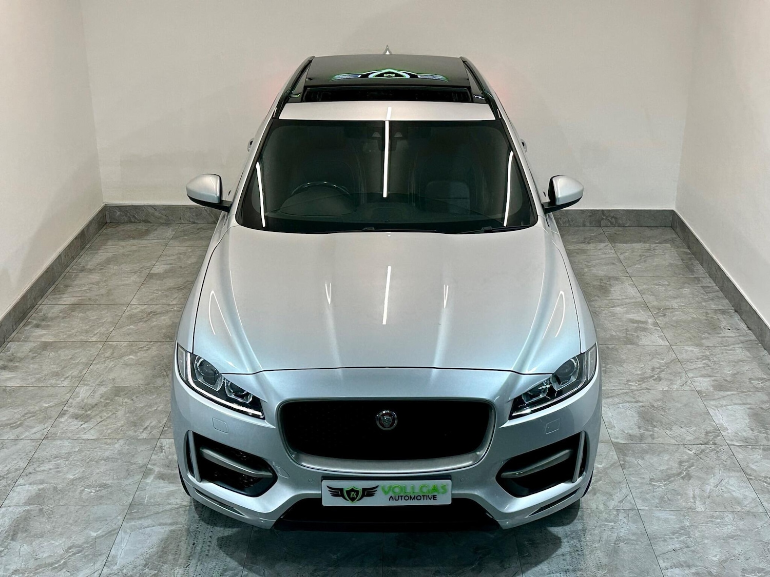 Used Jaguar F-Pace 2017 for sale - 76408463: Photo 68