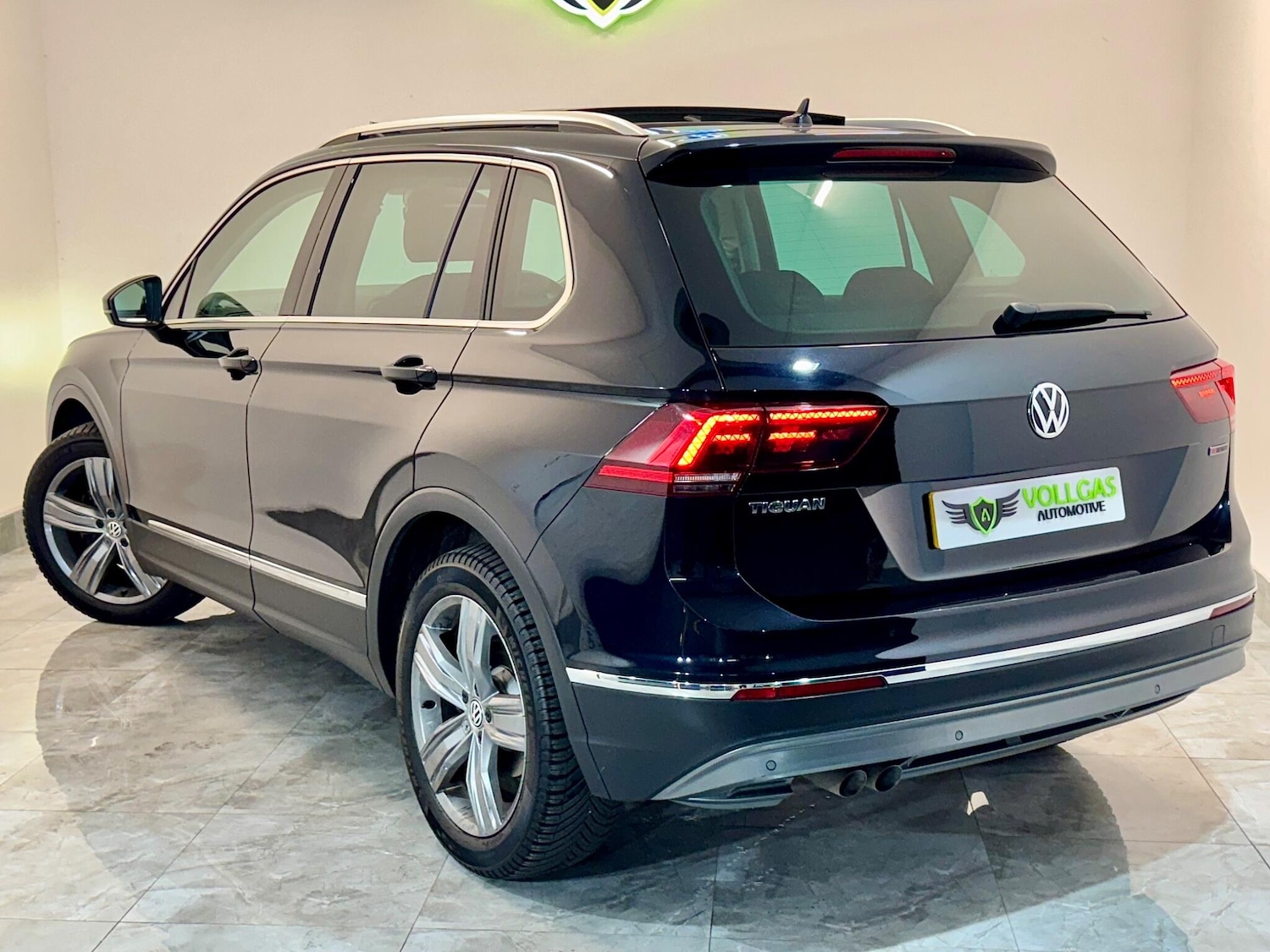 Used Volkswagen Tiguan for sale - 76727472: Photo 16