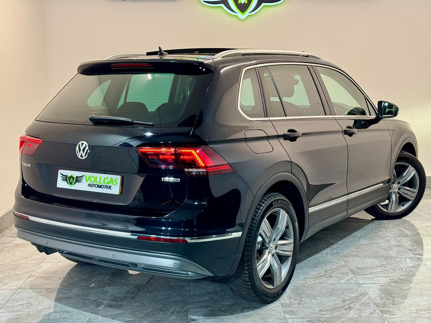 Used Volkswagen Tiguan for sale - 76727472: Photo 18