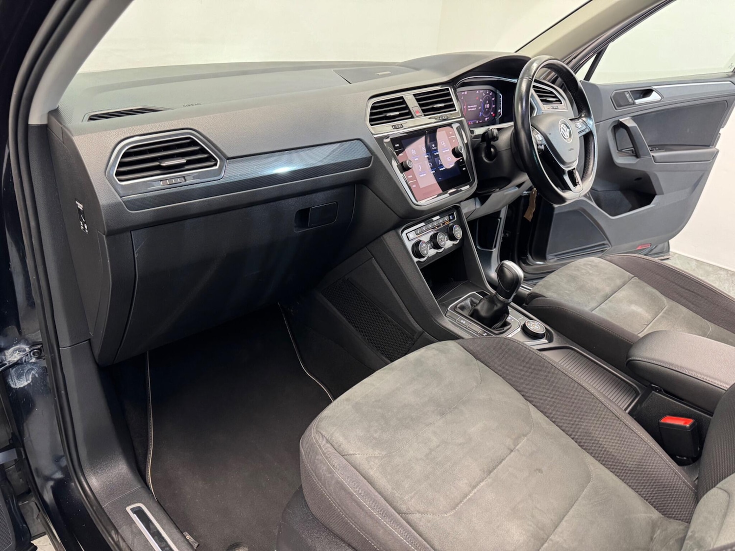 Used Volkswagen Tiguan for sale - 76727472: Photo 27