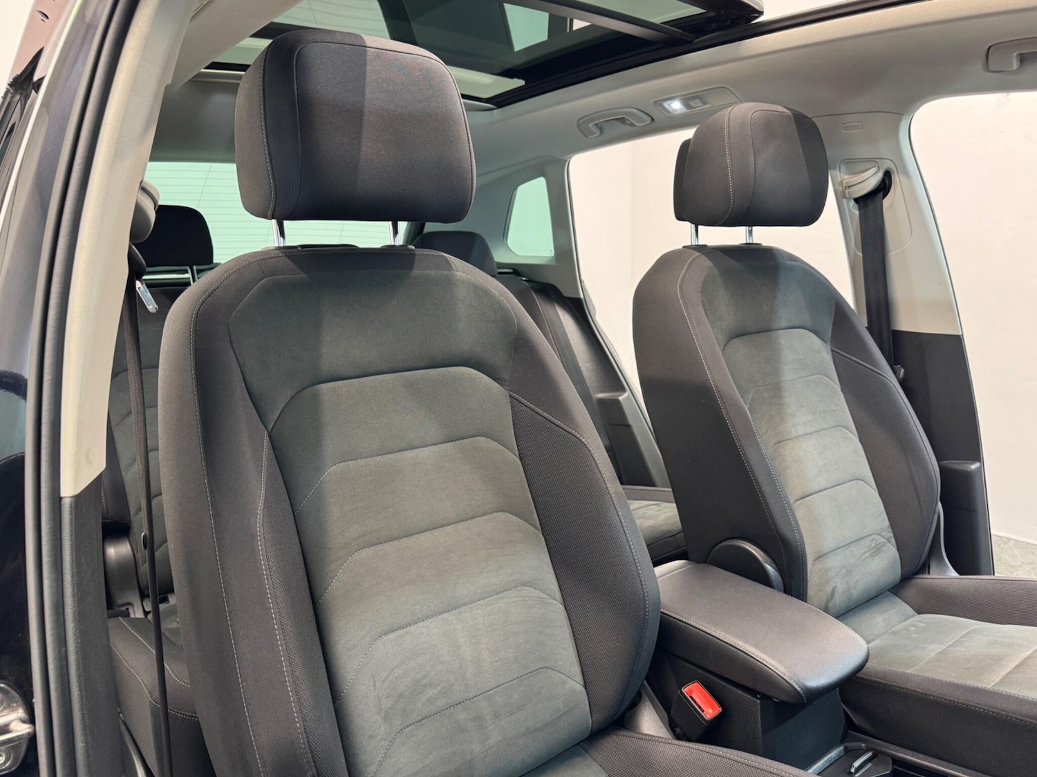 Used Volkswagen Tiguan for sale - 76727472: Photo 28