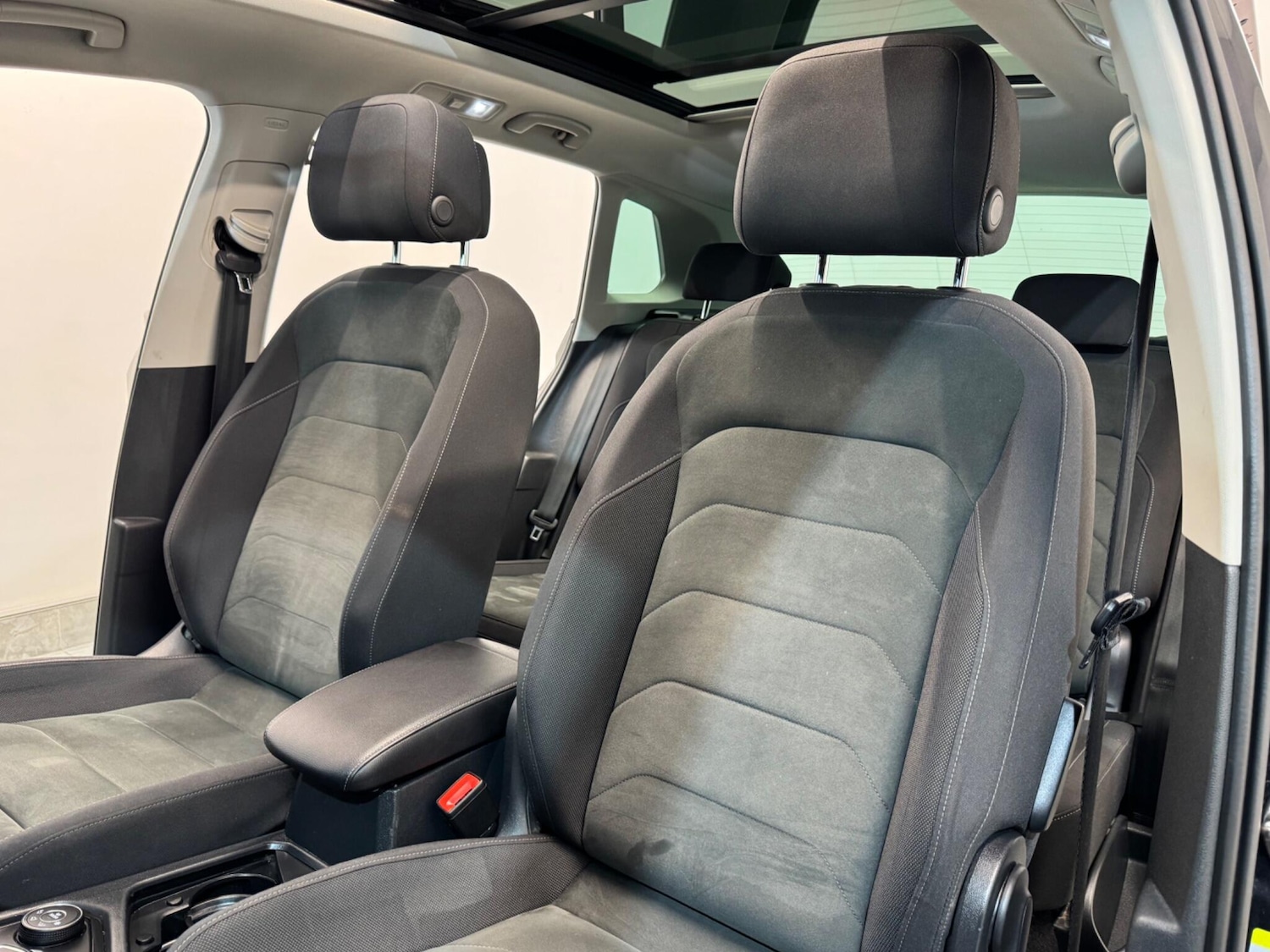 Used Volkswagen Tiguan for sale - 76727472: Photo 31