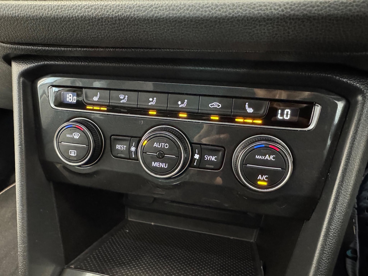 Used Volkswagen Tiguan for sale - 76727472: Photo 43