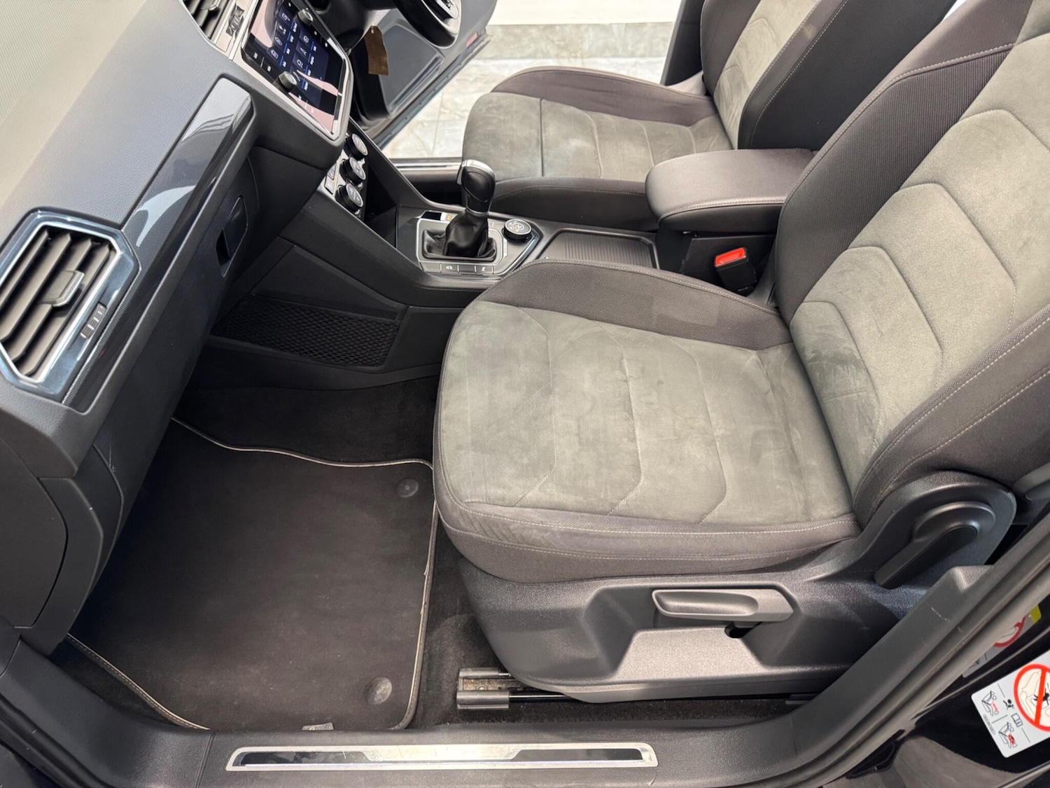 Used Volkswagen Tiguan for sale - 76727472: Photo 53