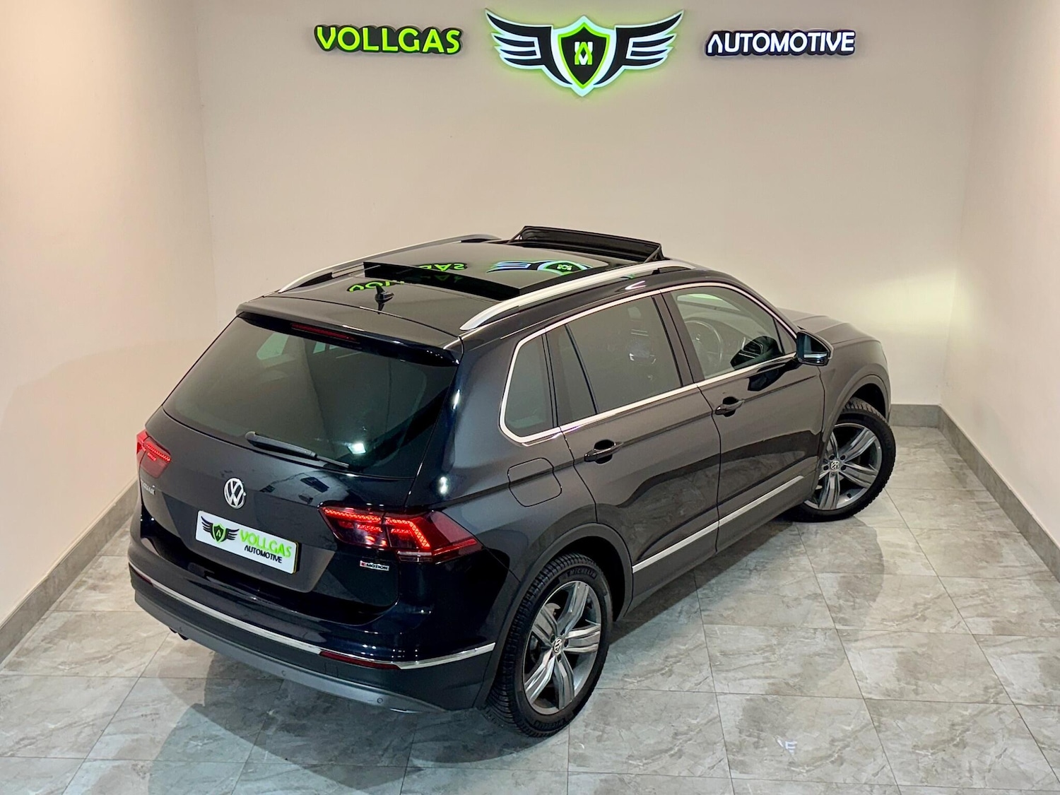 Used Volkswagen Tiguan for sale - 76727472: Photo 6