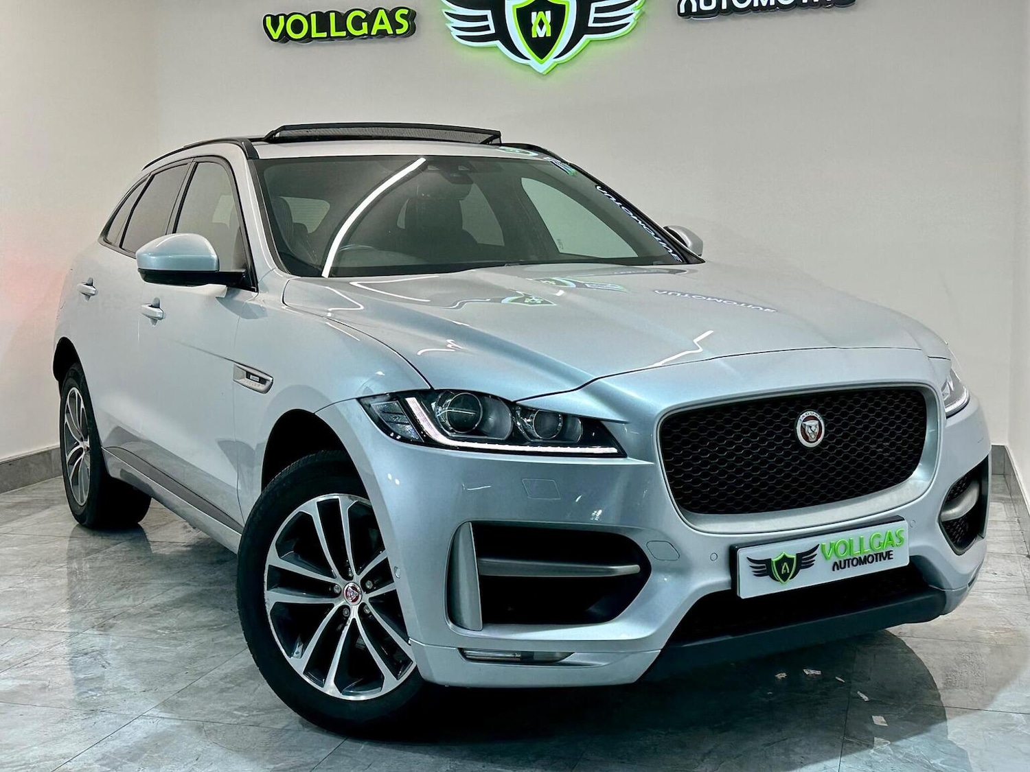 Used Jaguar F-Pace 2017 for sale - 77063502: Photo 13