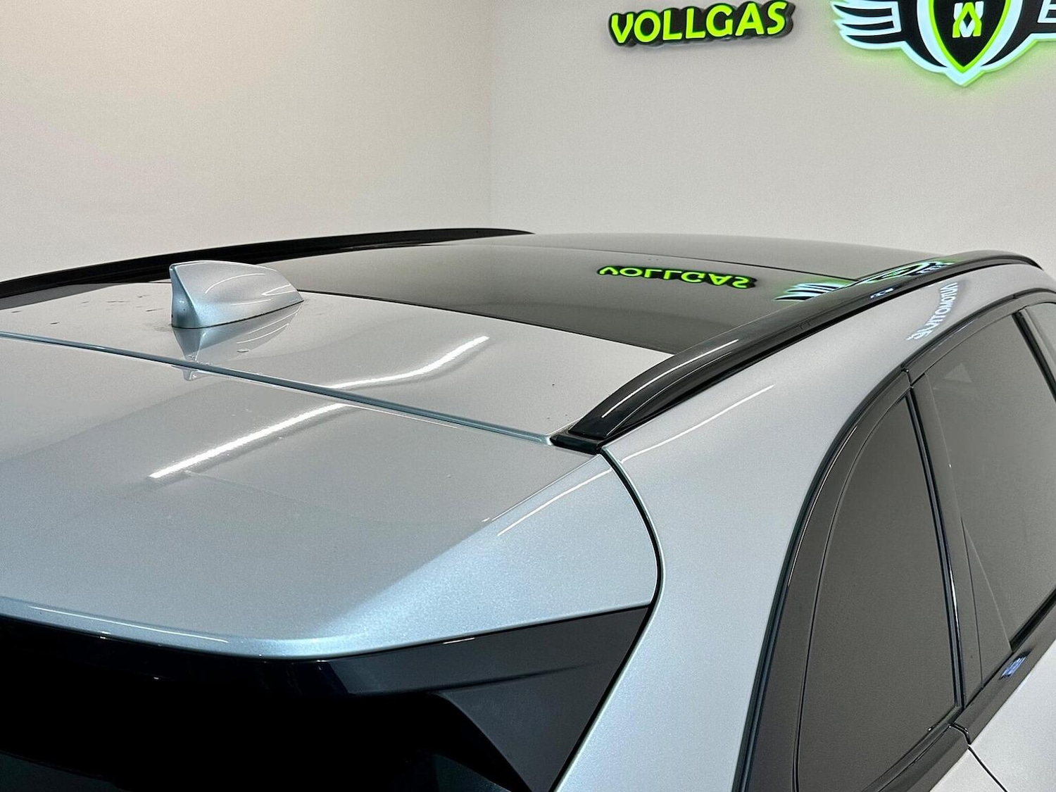 Used Jaguar F-Pace 2017 for sale - 77063502: Photo 64