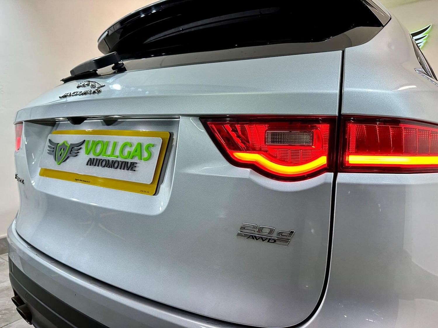 Used Jaguar F-Pace 2017 for sale - 77063502: Photo 66