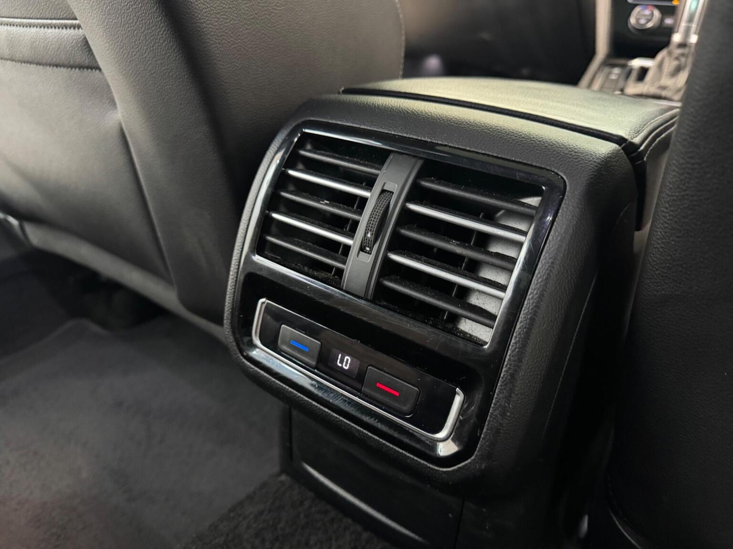 Used Volkswagen Passat 2017 for sale - 77063499: Photo 34