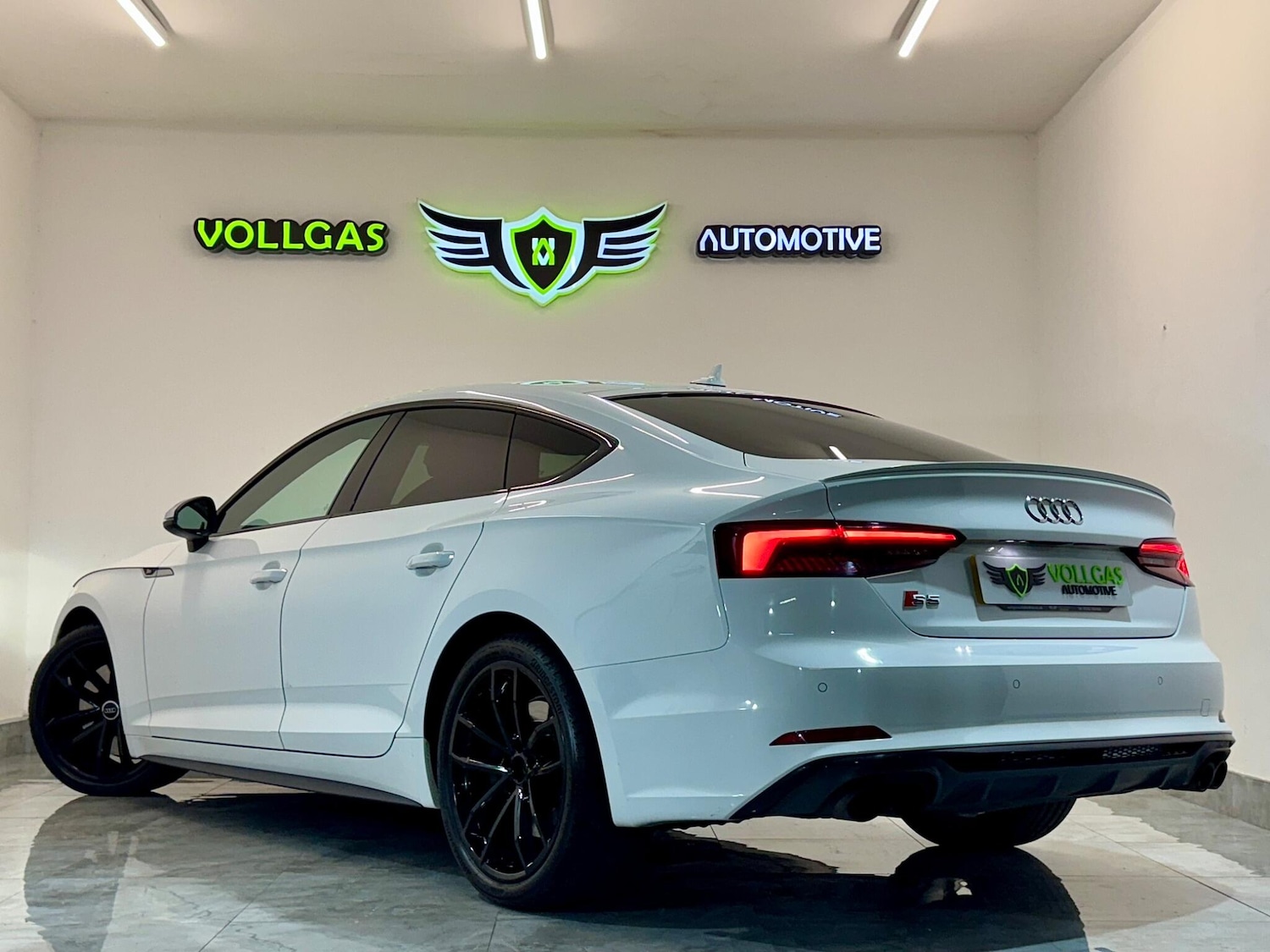 Used Audi A5 2017 for sale - 76619923: Photo 9