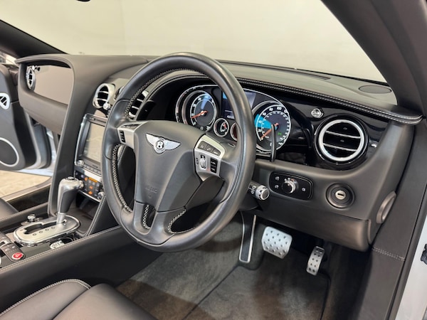 Used Bentley Continental 2015 for sale - 76152633: Photo 19