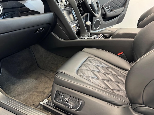Used Bentley Continental 2015 for sale - 76152633: Photo 40