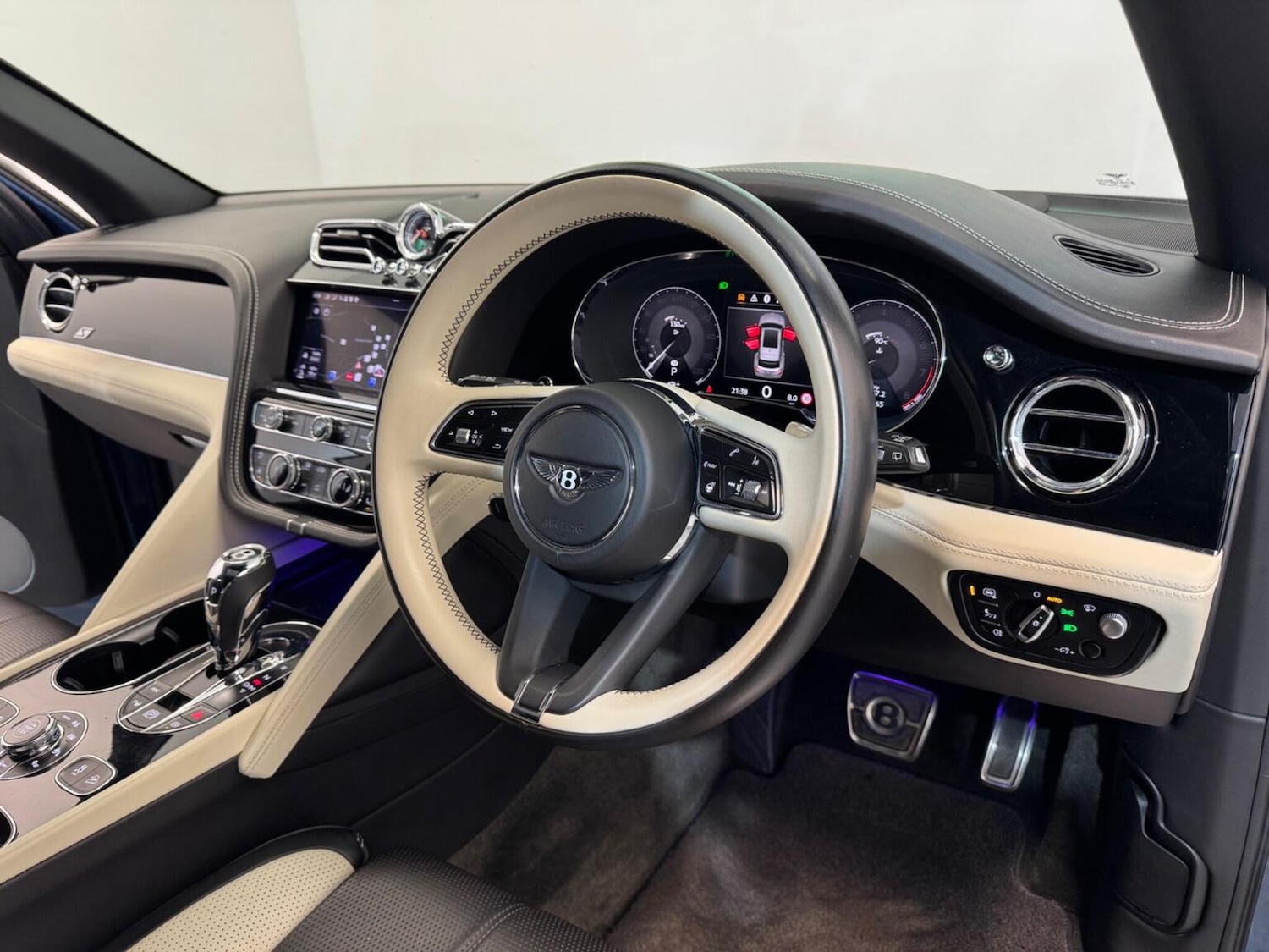 Used Bentley Bentayga 2021 for sale - 77759026: Photo 21