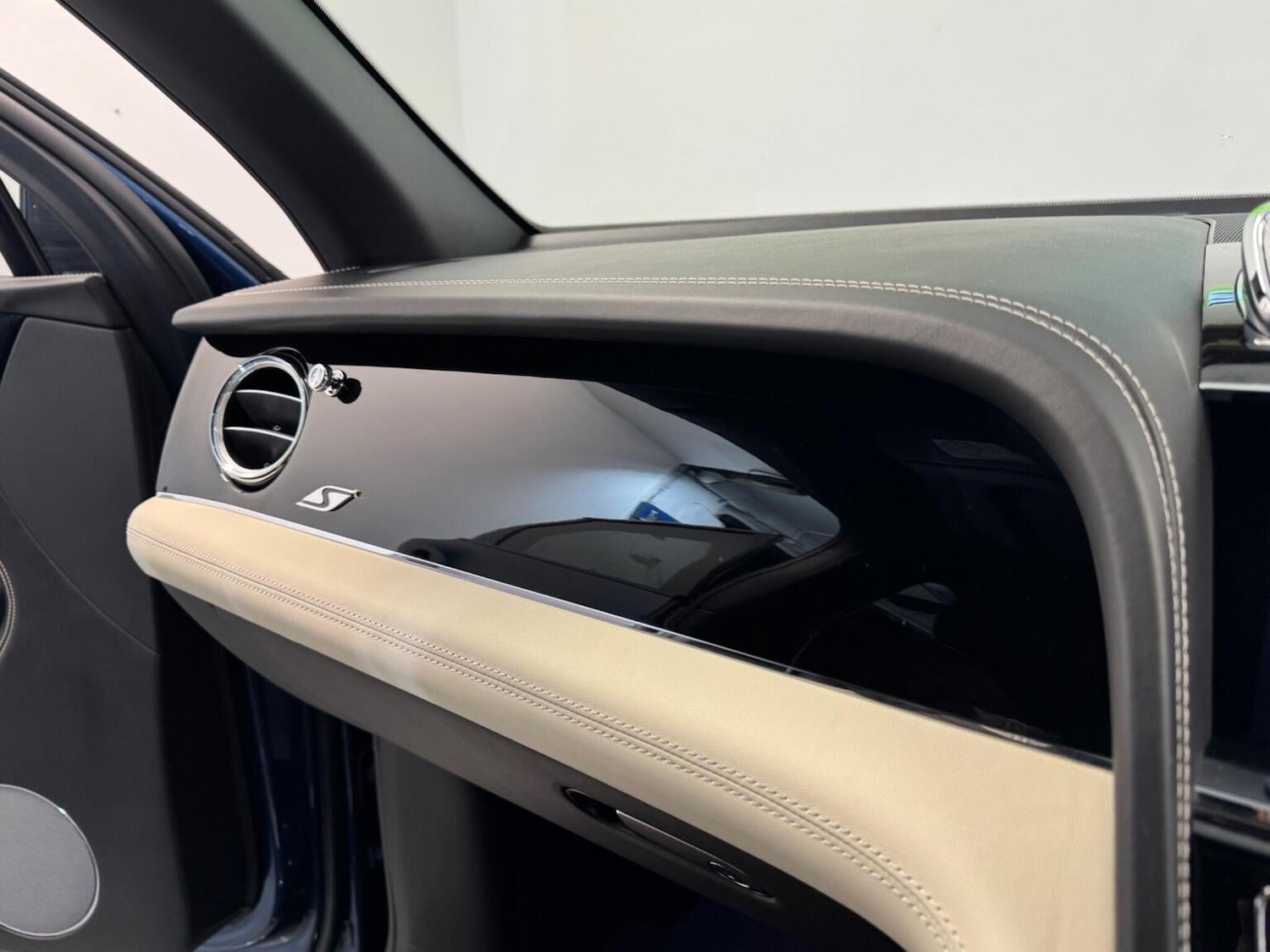 Used Bentley Bentayga 2021 for sale - 77759026: Photo 30