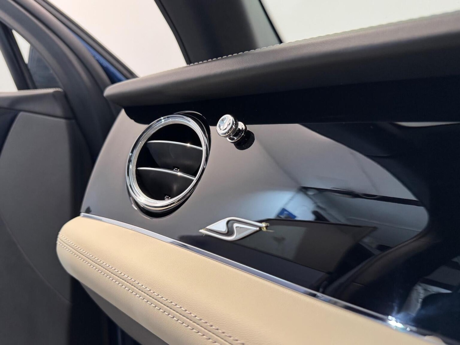 Used Bentley Bentayga 2021 for sale - 77759026: Photo 50