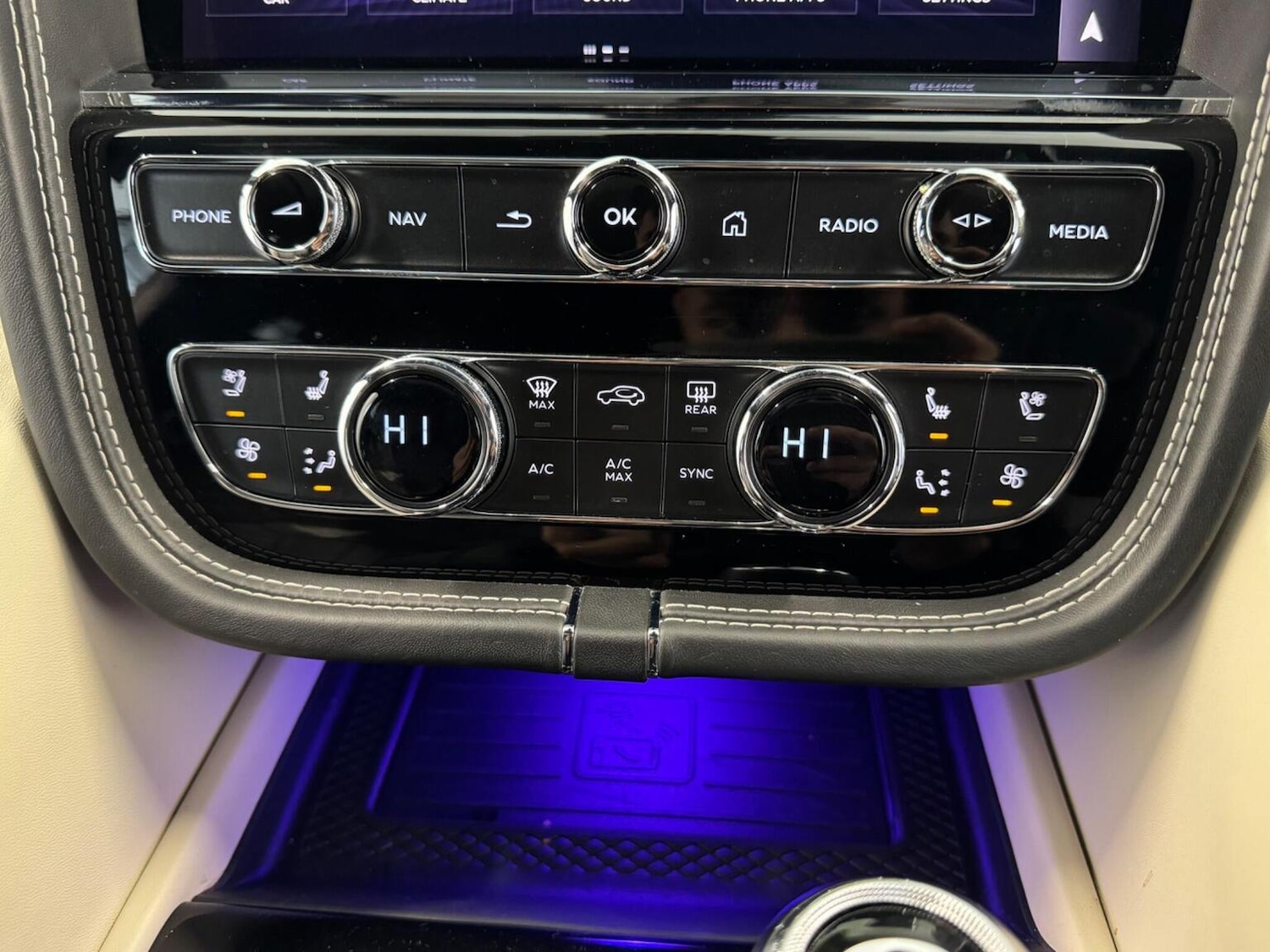 Used Bentley Bentayga 2021 for sale - 77759026: Photo 53