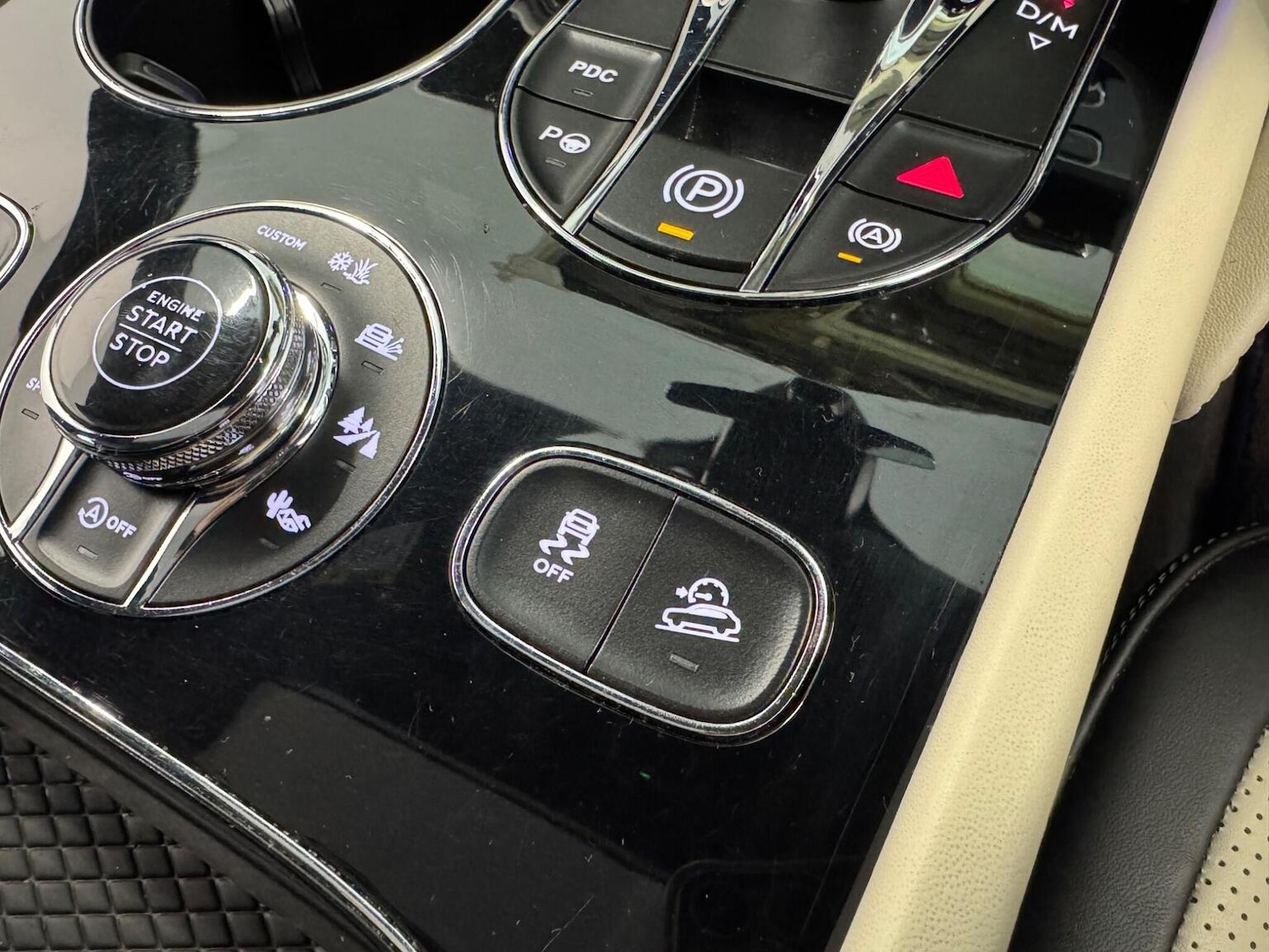 Used Bentley Bentayga 2021 for sale - 77759026: Photo 55