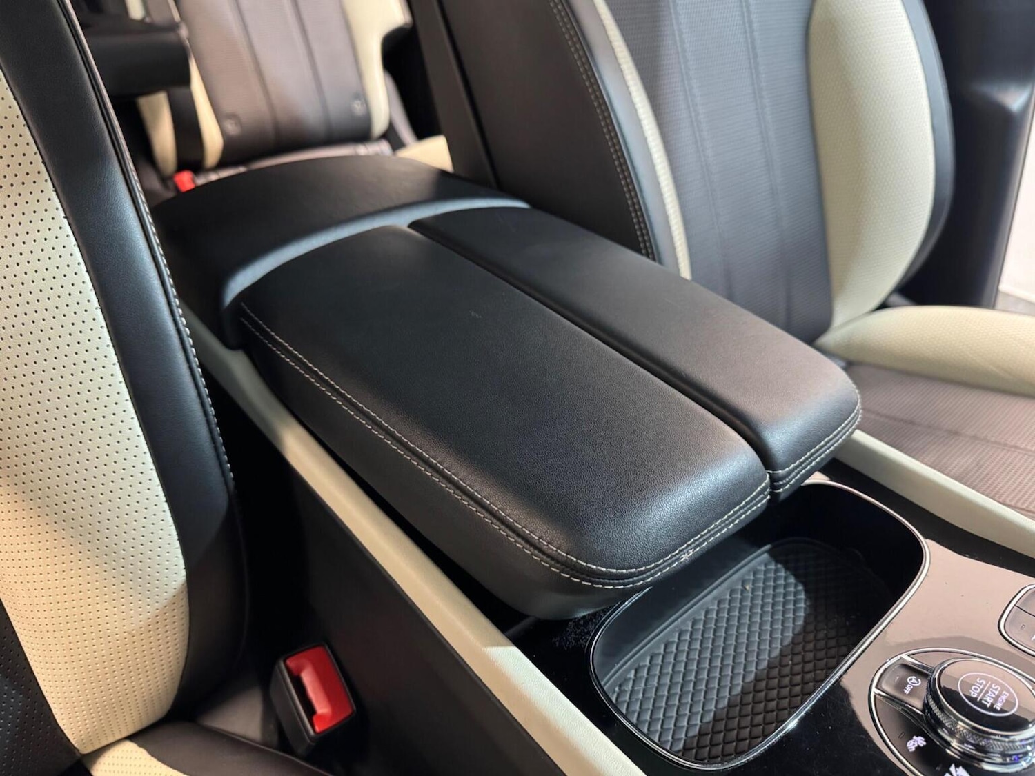 Used Bentley Bentayga 2021 for sale - 77759026: Photo 56