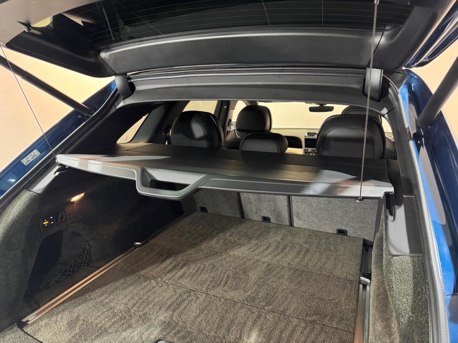 Used Bentley Bentayga 2021 for sale - 77759026: Photo 79