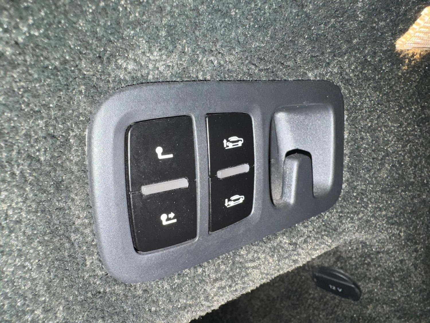 Used Bentley Bentayga 2021 for sale - 77759026: Photo 80