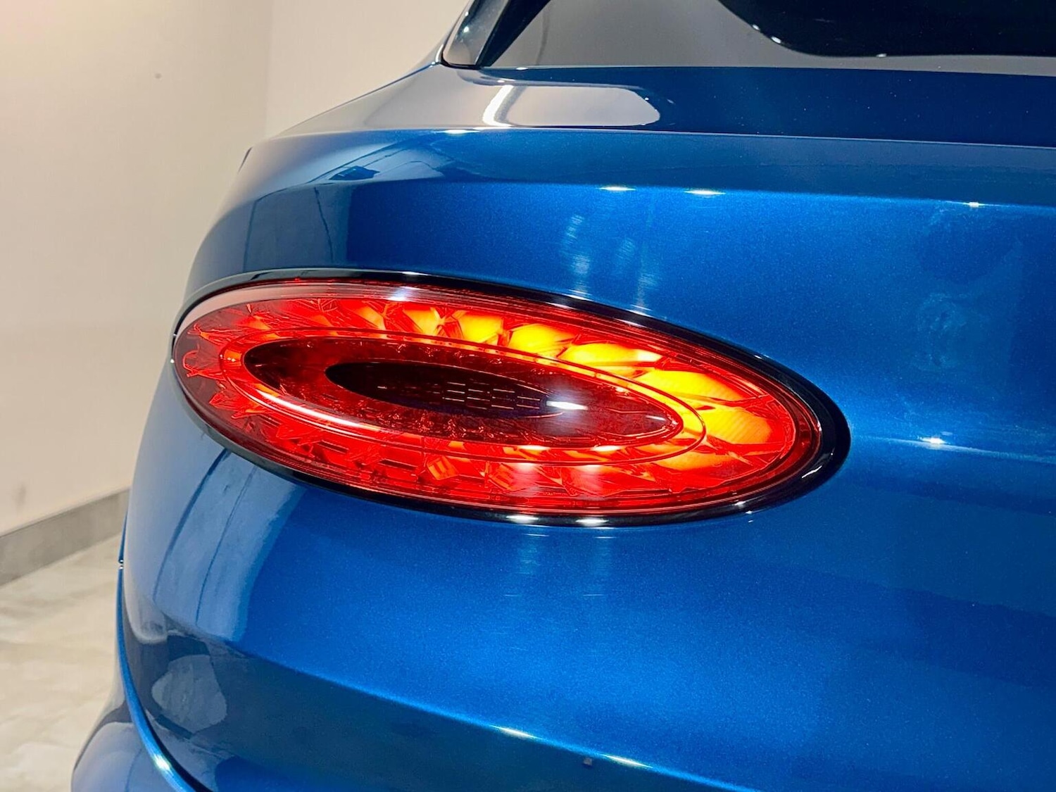 Used Bentley Bentayga 2021 for sale - 77759026: Photo 90