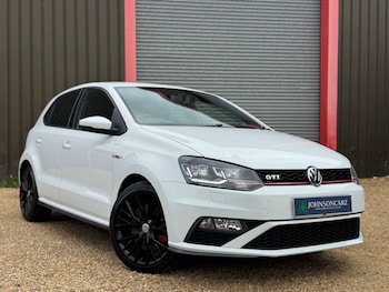 Used Volkswagen Polo 2016 for sale - 79104219: Photo