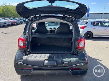 Used smart fortwo 2017 for sale - 78594603: Photo