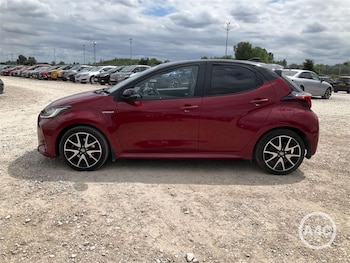 Used Toyota Yaris 2020 for sale - 79232055: Photo