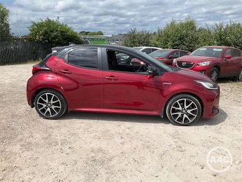 Used Toyota Yaris 2020 for sale - 79232055: Photo