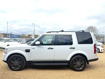 Used Land Rover Discovery 2016 for sale - 78594588: Photo
